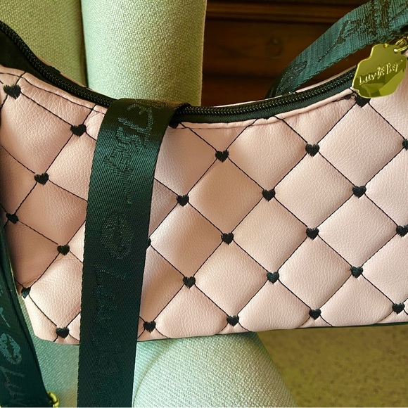 Betsey Johnson NWOT Cutest Shoulder/crossbody Purse - Picture 2 of 6
